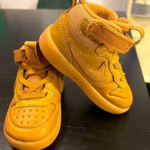 Nike Court Borough Mid 2 Infant Boys' Sneaker